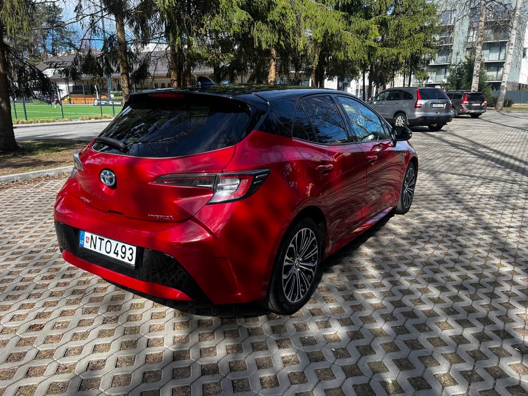 Toyota Corolla — 3